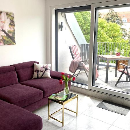 Lilie Appartement In Heviz Mit Tiefgarage, New And Modern Ngoại thất bức ảnh