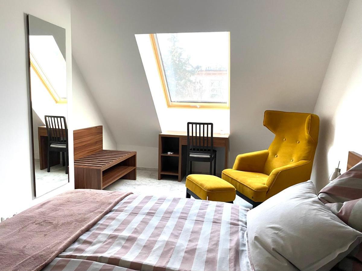 Lilie Appartement In Heviz Mit Tiefgarage, New And Modern Ngoại thất bức ảnh