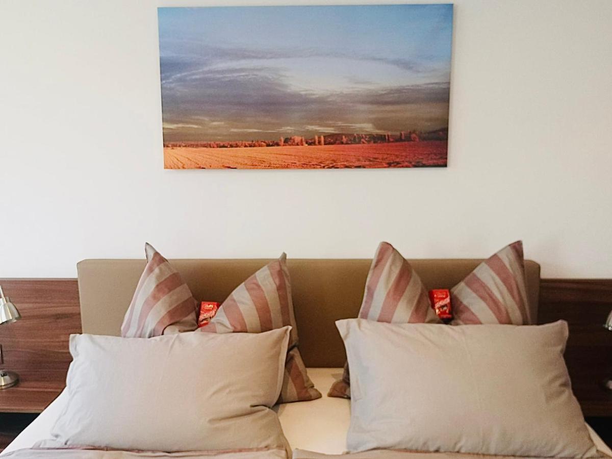 Lilie Appartement In Heviz Mit Tiefgarage, New And Modern Ngoại thất bức ảnh
