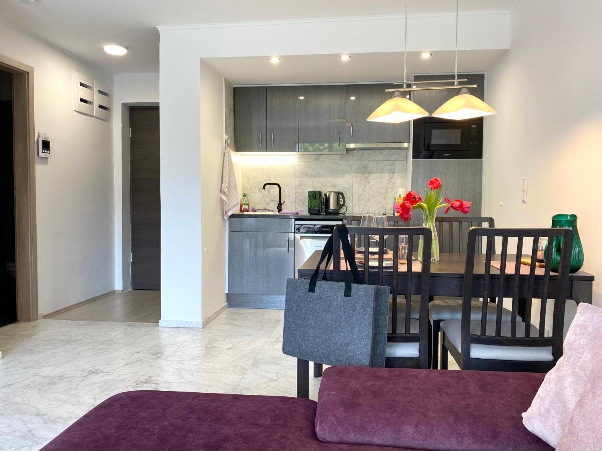 Lilie Appartement In Heviz Mit Tiefgarage, New And Modern Ngoại thất bức ảnh